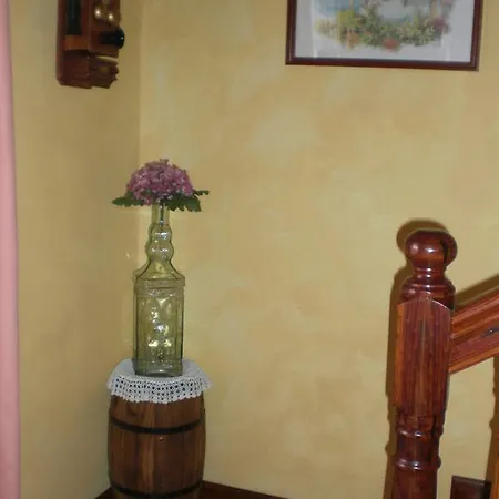 Holiday home El Lagar De Piedra